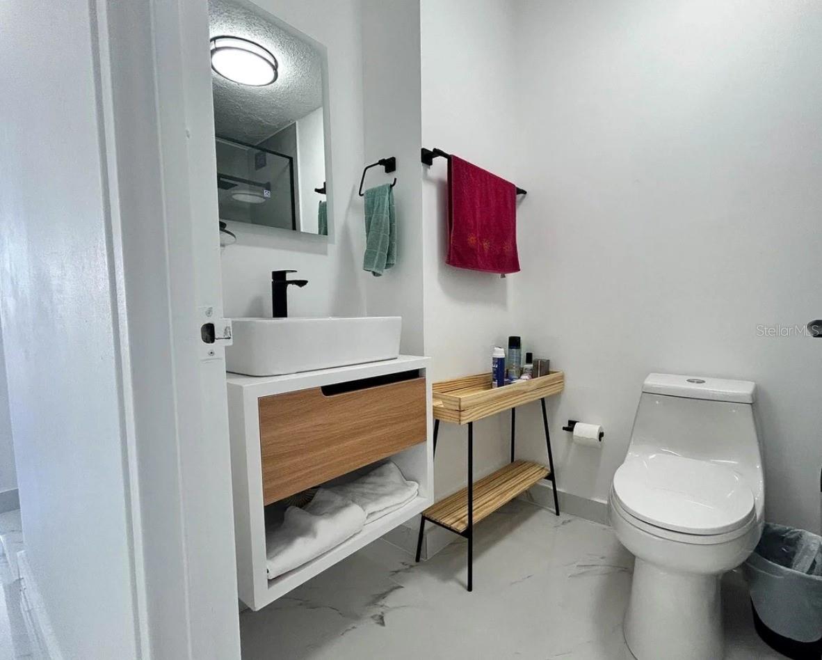 4837 AVE ISLA VERDE #607 6