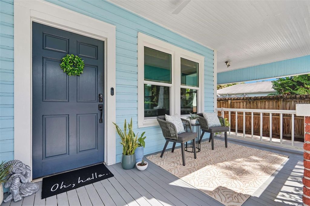 Photo of 117 W Ida Street, Tampa, FL 33603 (MLS # TB8436266)