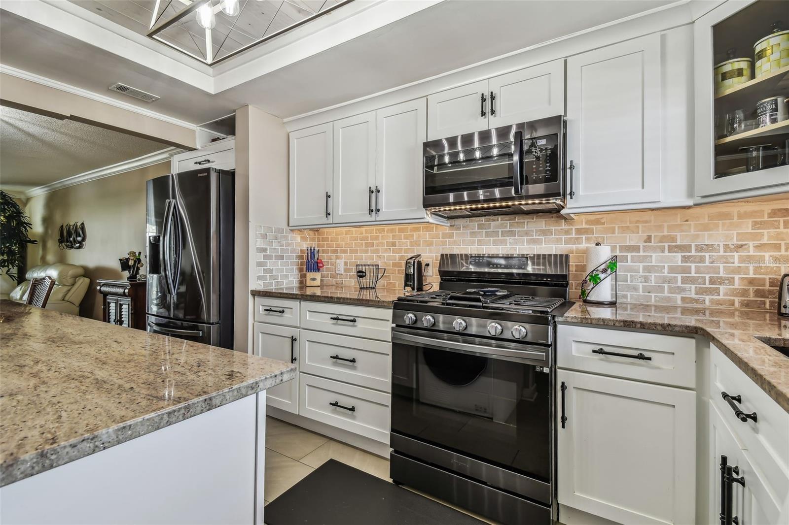 1847 SHORE DRIVE S 614