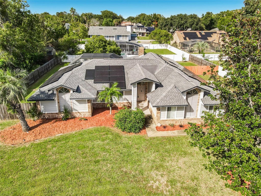 Photo of 510 Brokenshire Drive, Debary, FL 32713 (MLS # O6448464)