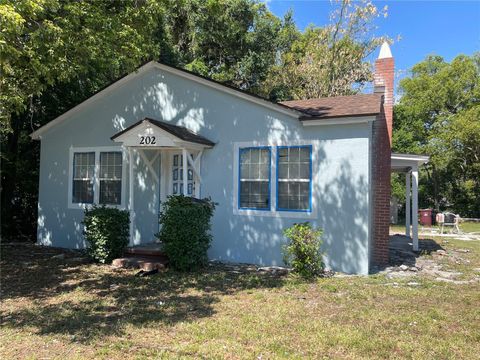 Photo of 202 S Bumby Avenue, Orlando, FL 32803 (MLS # O6202991)
