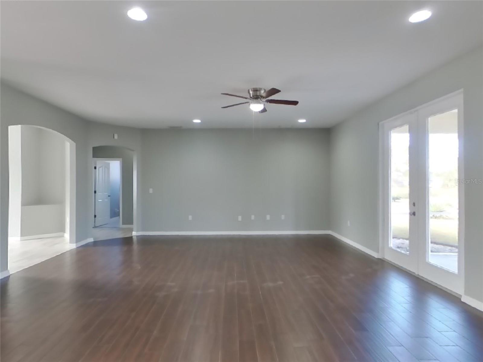 PORT CHARLOTTE SUB 05 - Residential Lease