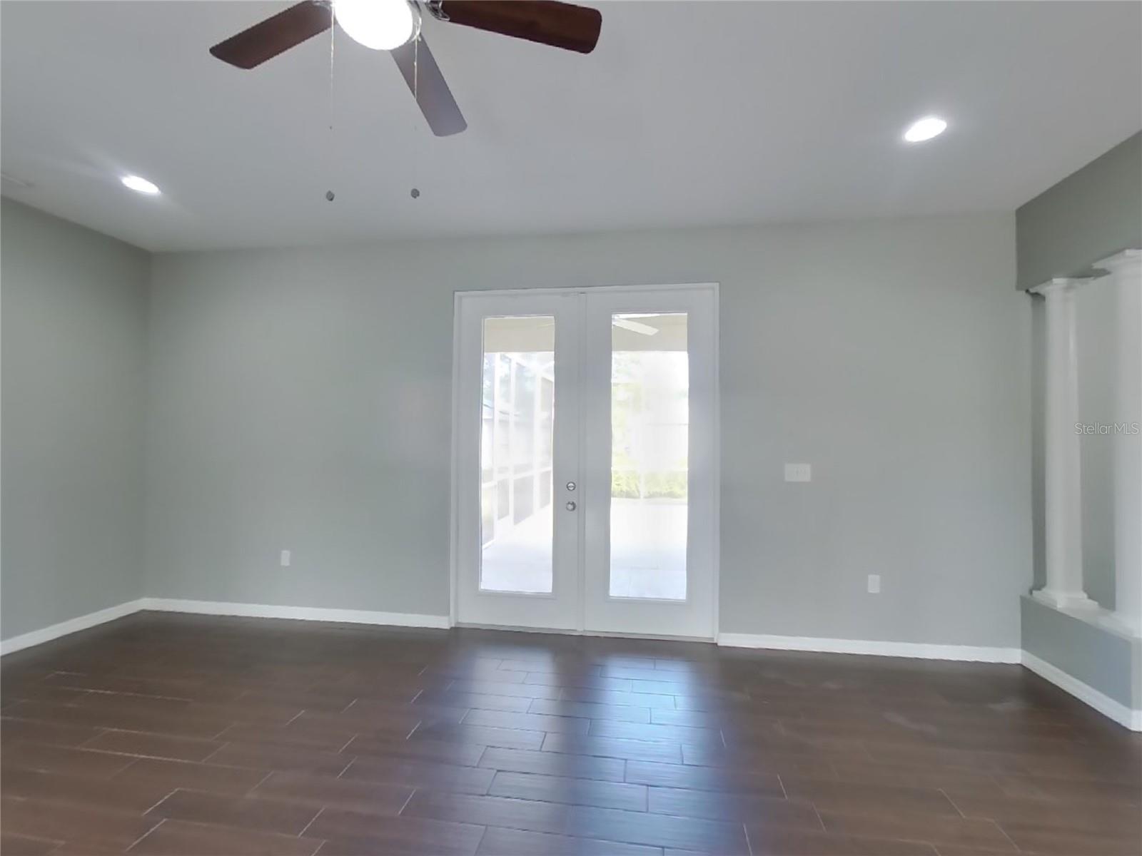 PORT CHARLOTTE SUB 05 - Residential Lease