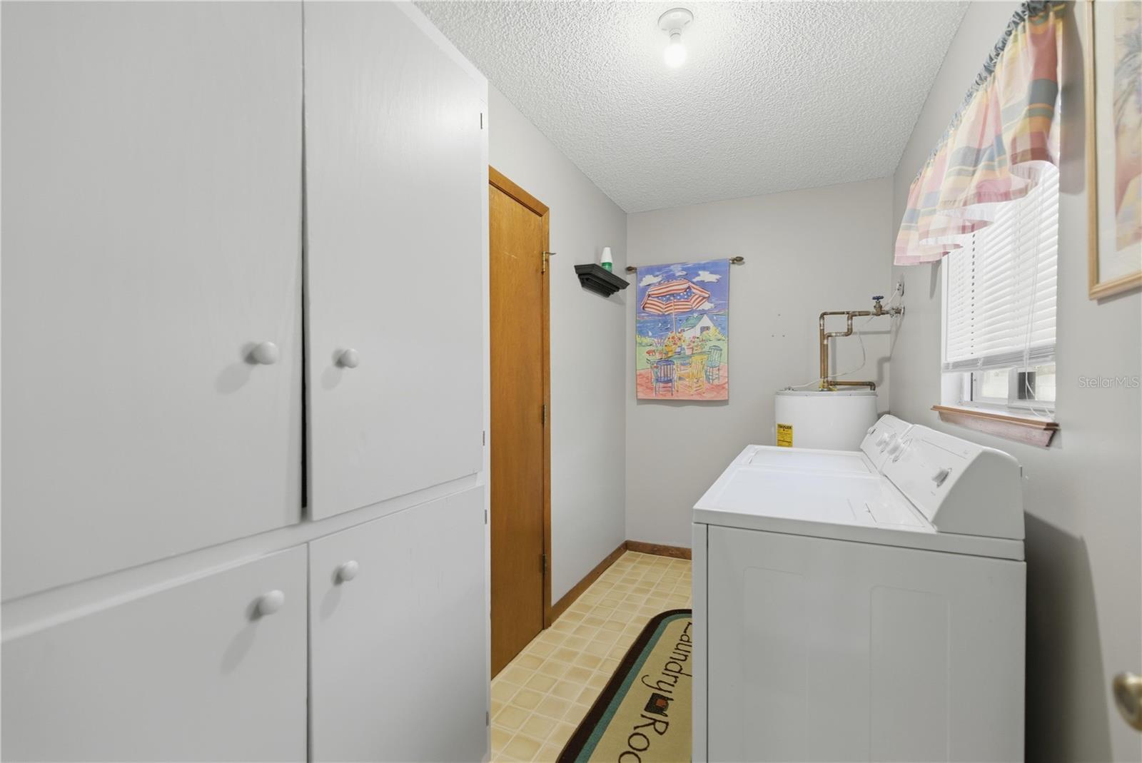 PALM CAY UN 02 - Residential