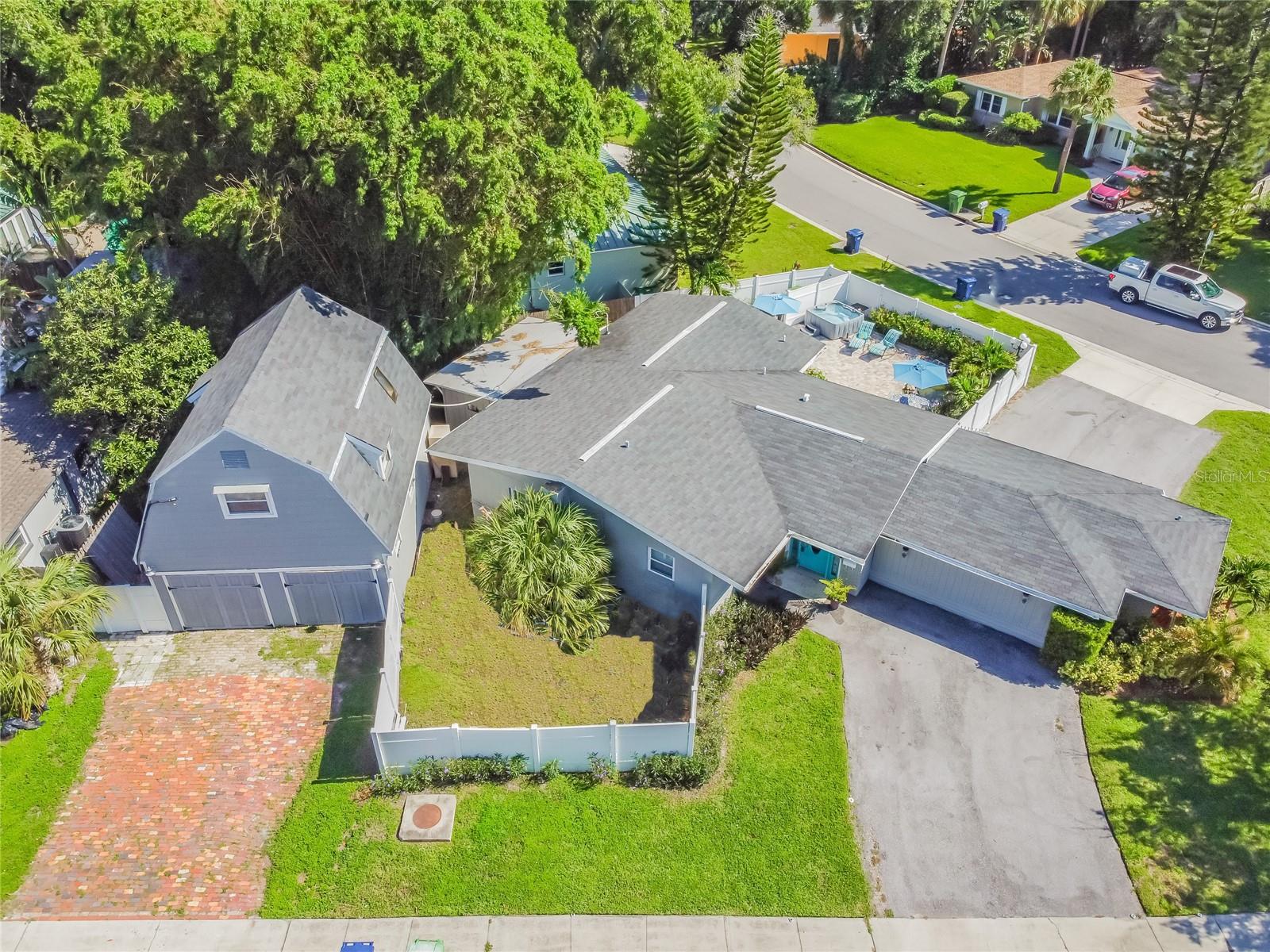 3141 W EUCLID AVENUE