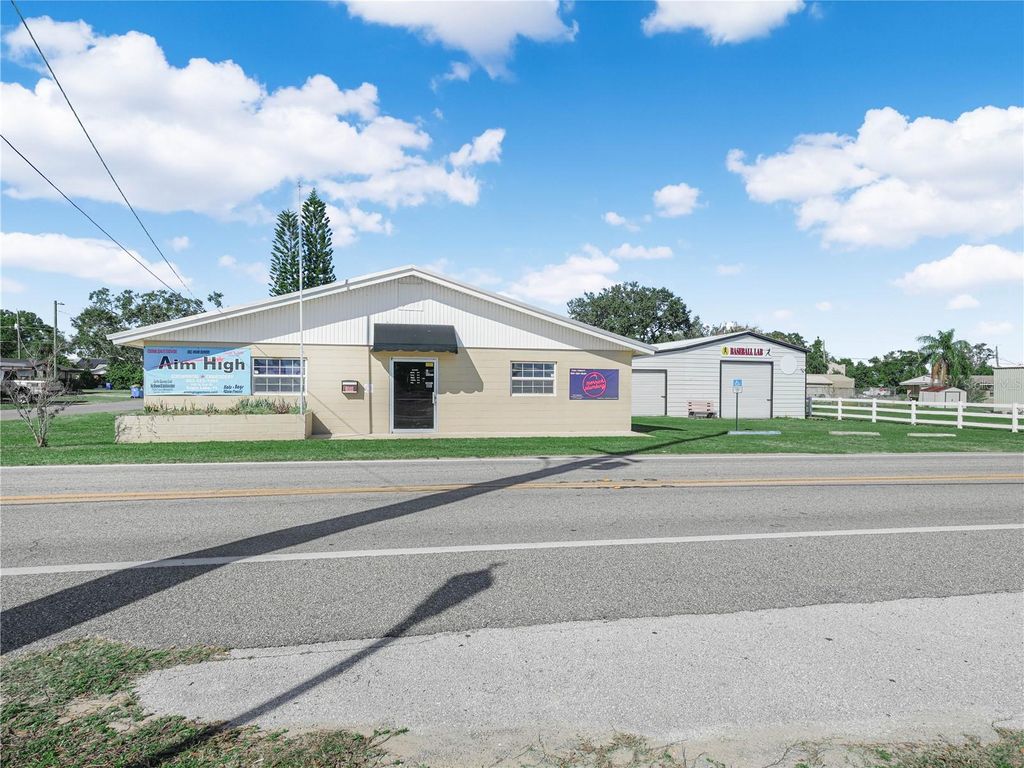 Photo of 109 N 3rd Street, Eagle Lake, FL 33839 (MLS # P4937338)