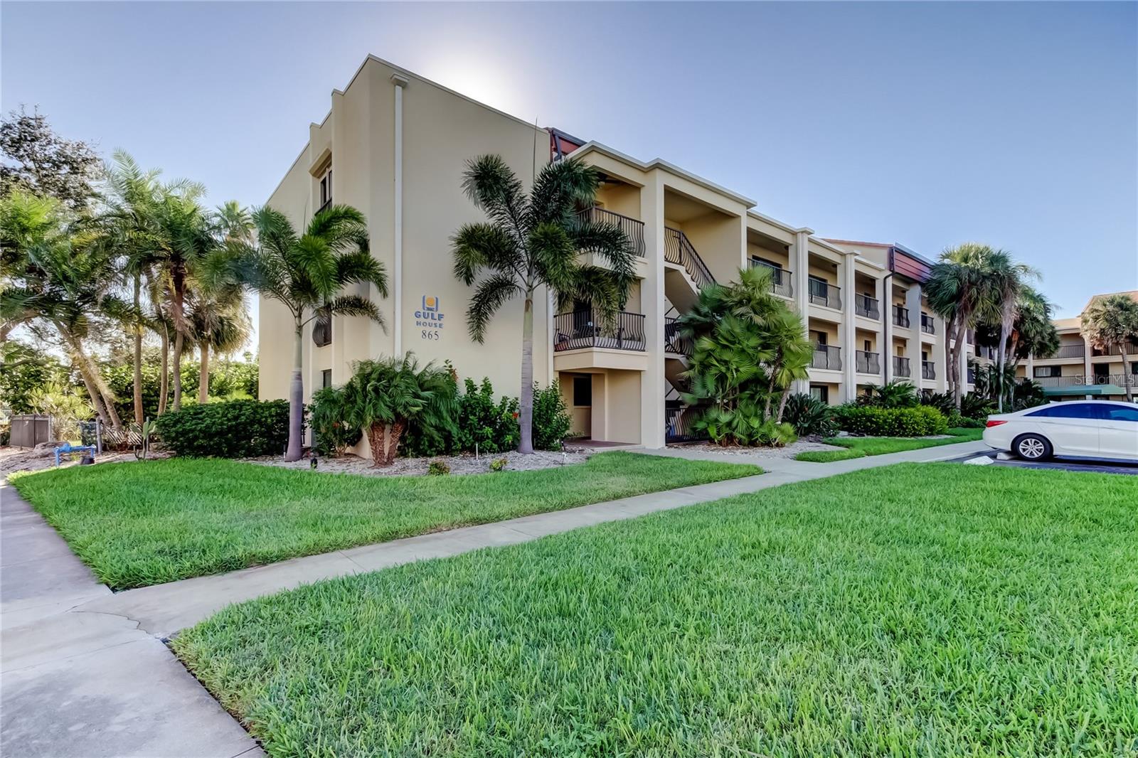 865 S GULFVIEW BOULEVARD 312