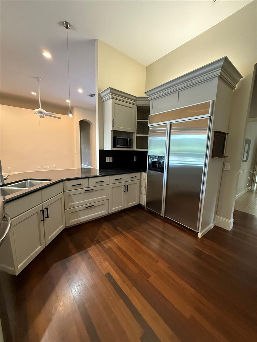 SEVILLE CHASE - Residential Lease