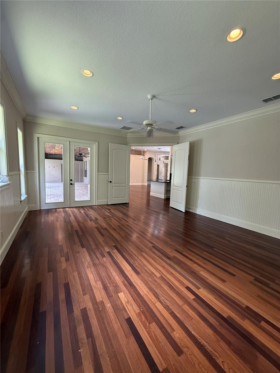 SEVILLE CHASE - Residential Lease