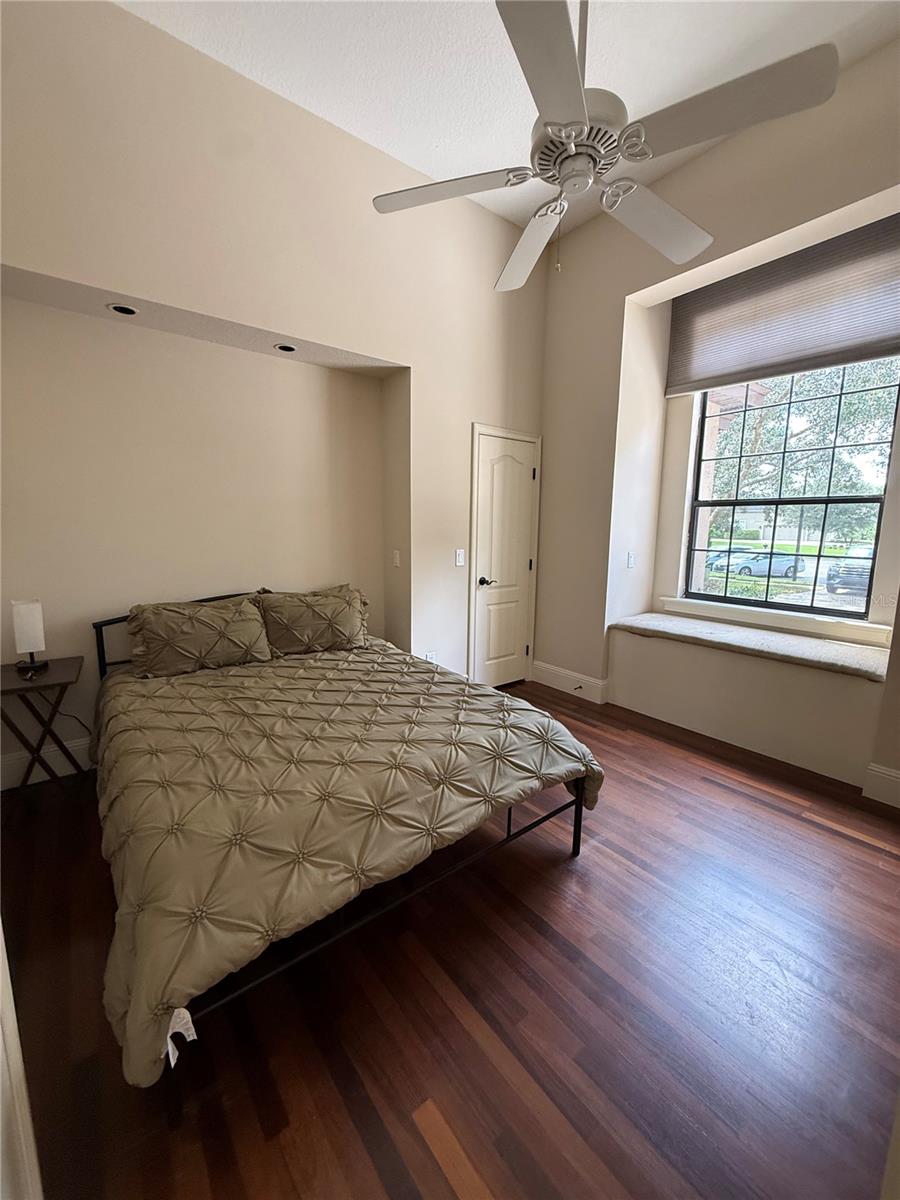 SEVILLE CHASE - Residential Lease