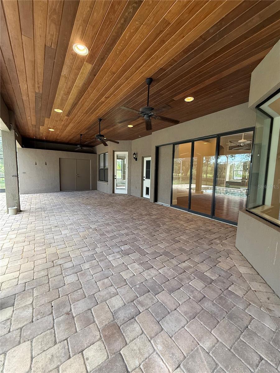 SEVILLE CHASE - Residential Lease