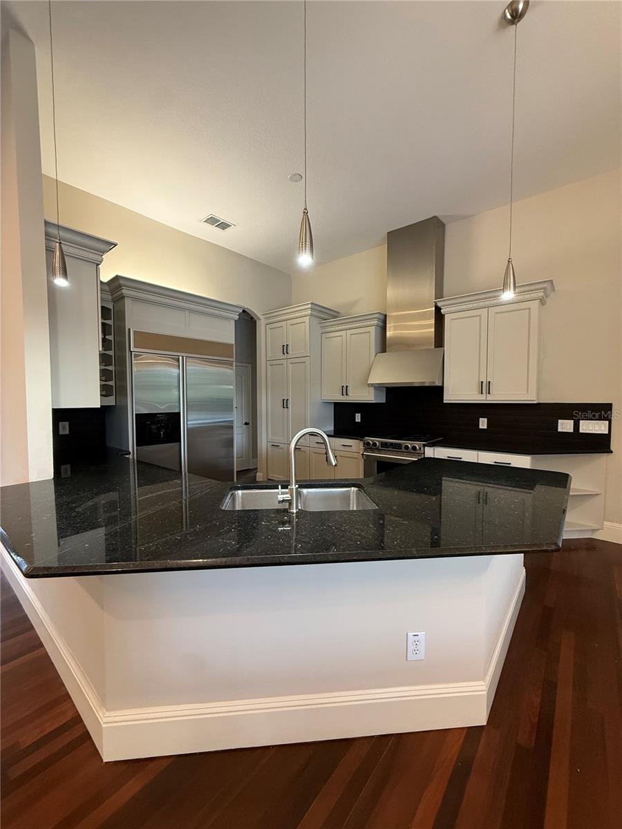 SEVILLE CHASE - Residential Lease