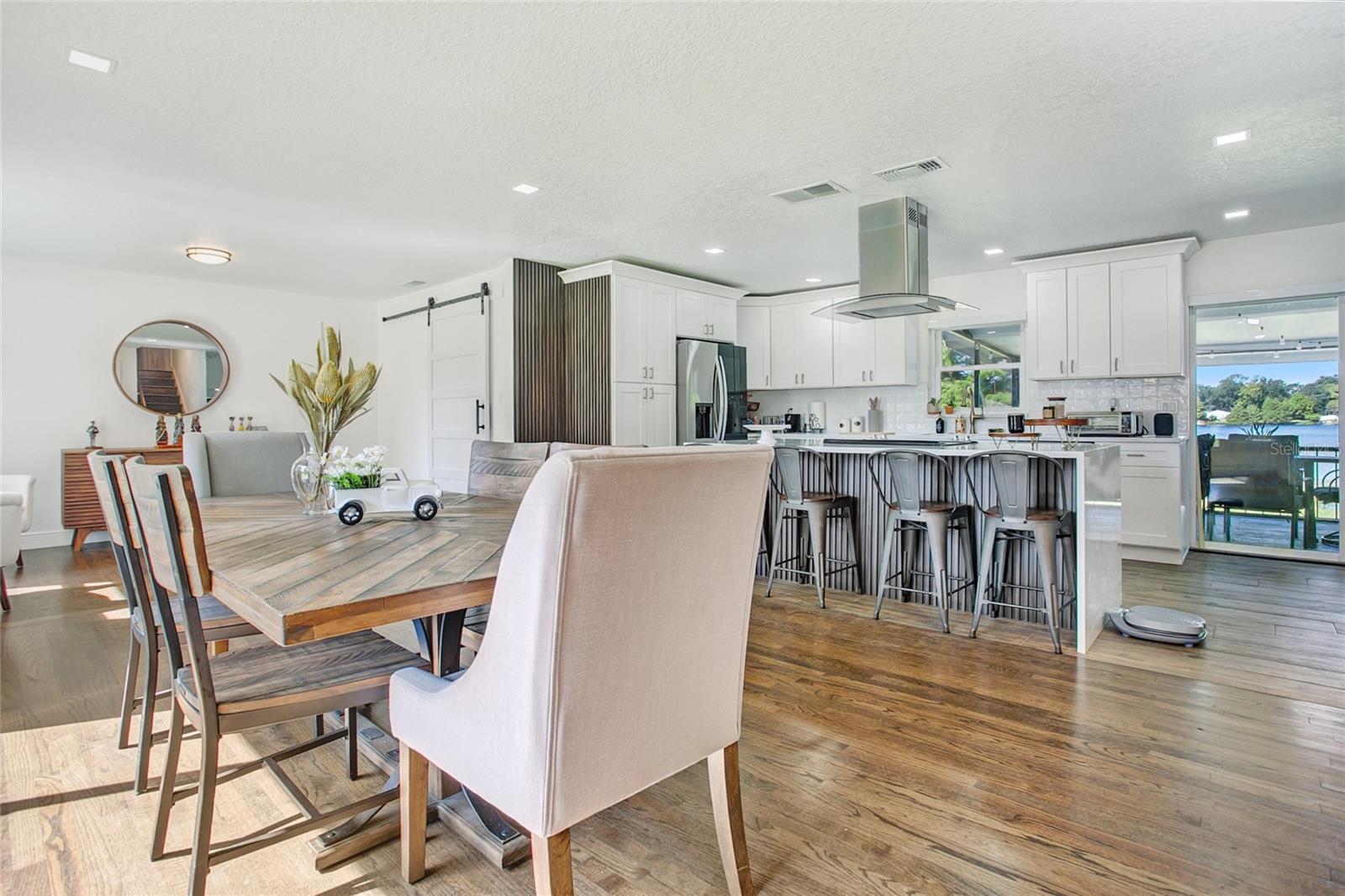 960 STRATHMORE DRIVE