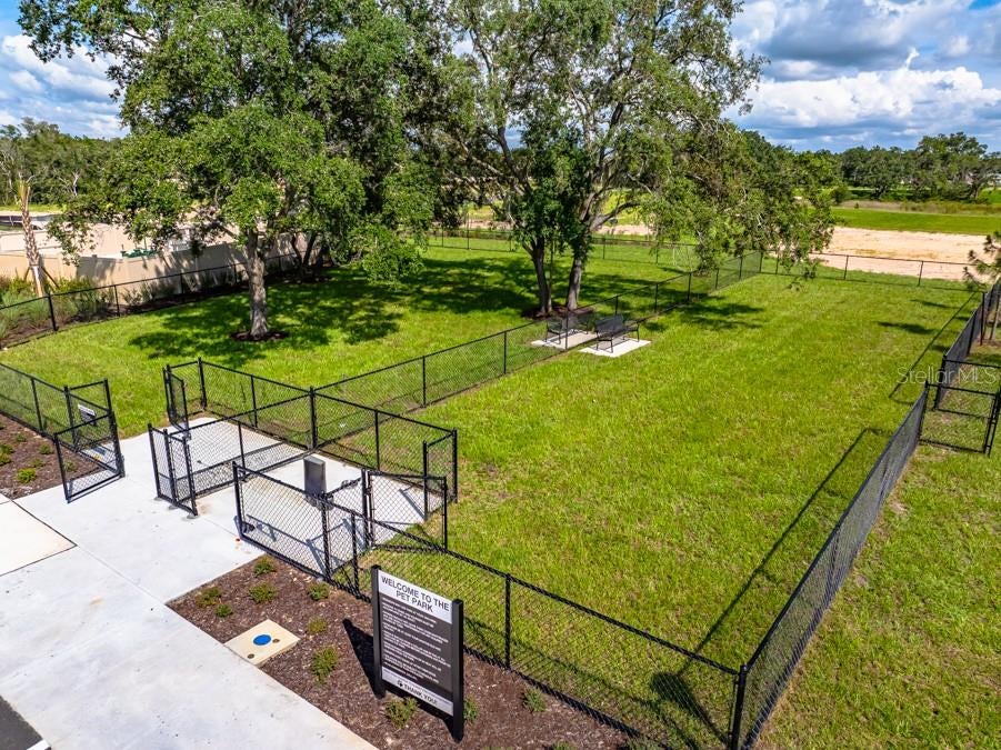 13654 TROPICAL BREEZE WAY