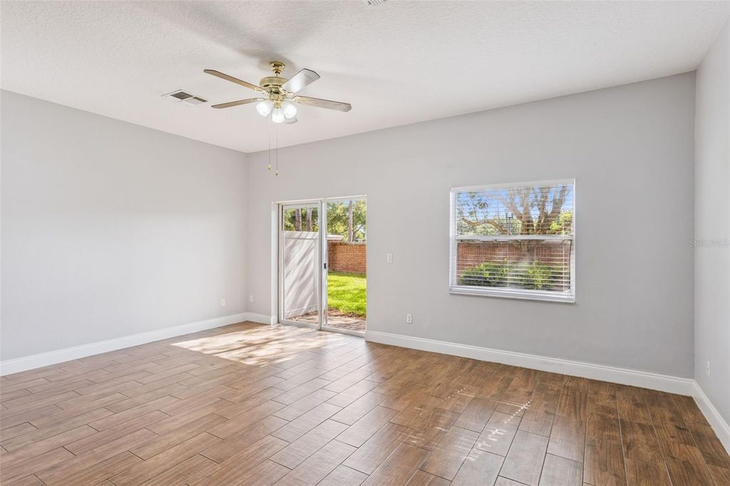 Photo of 841 Park Grove Court, Orlando, FL 32828 (MLS # O6400089)