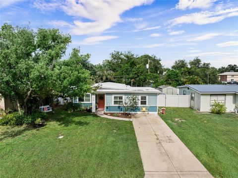 Photo of 209 Emerald Ln, Largo, FL 33771 (MLS # TB8409457)