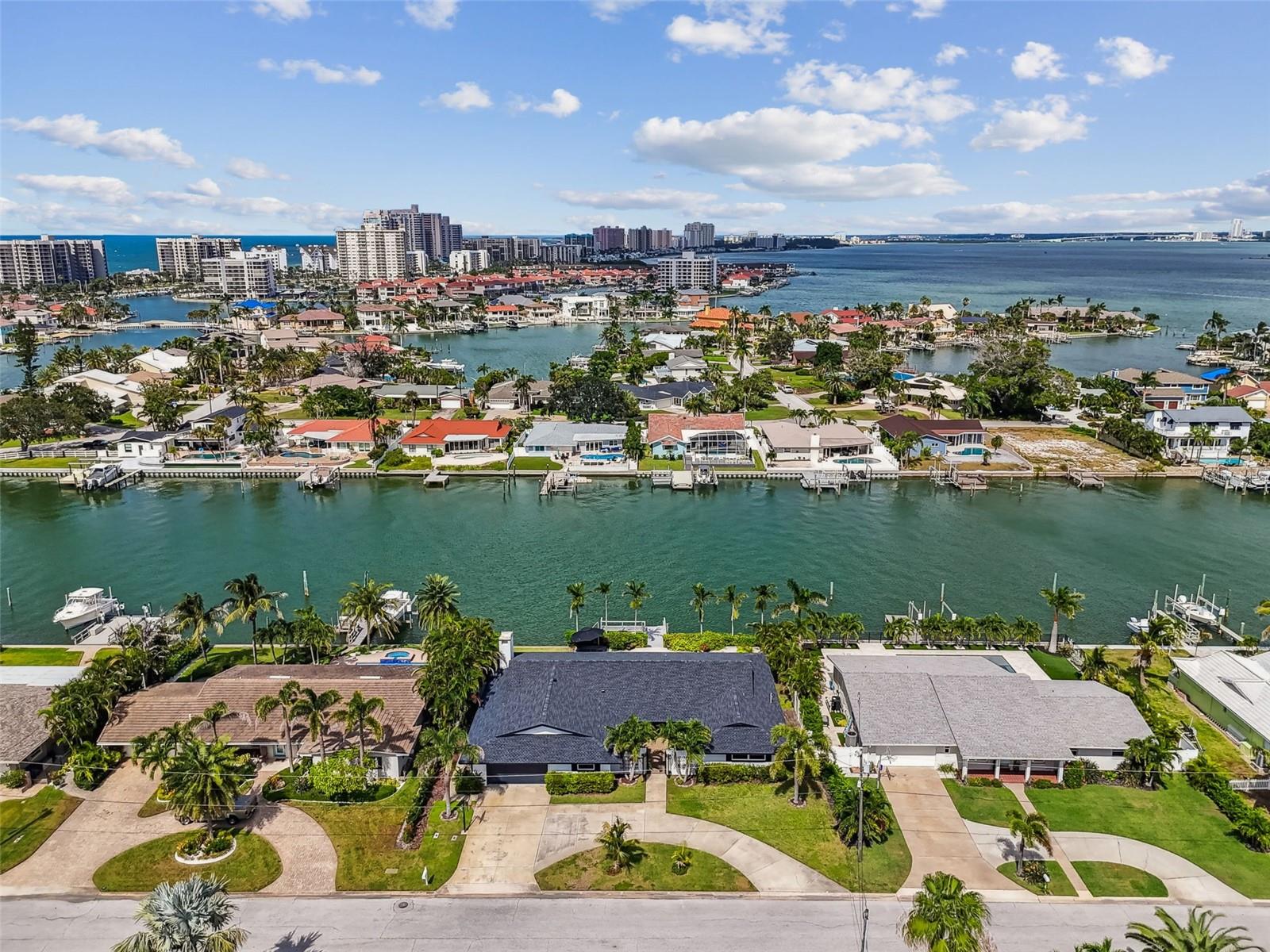 HOWARD ESTATES - Residential