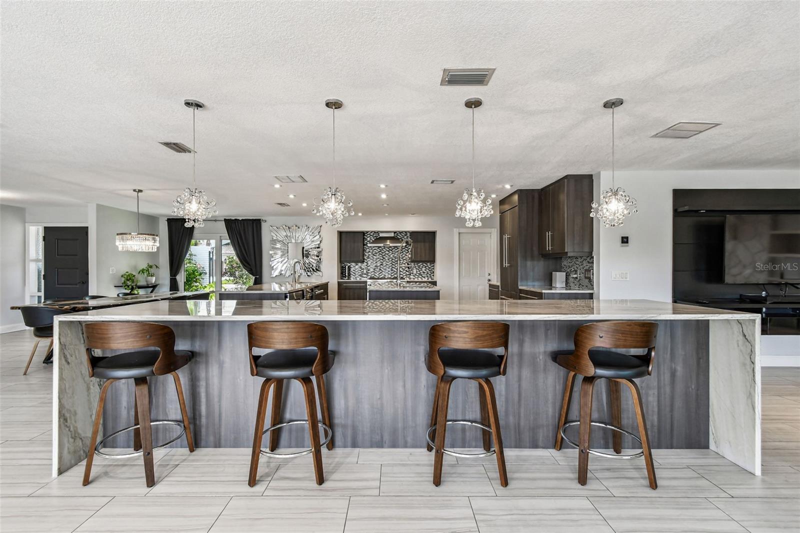 HOWARD ESTATES - Residential