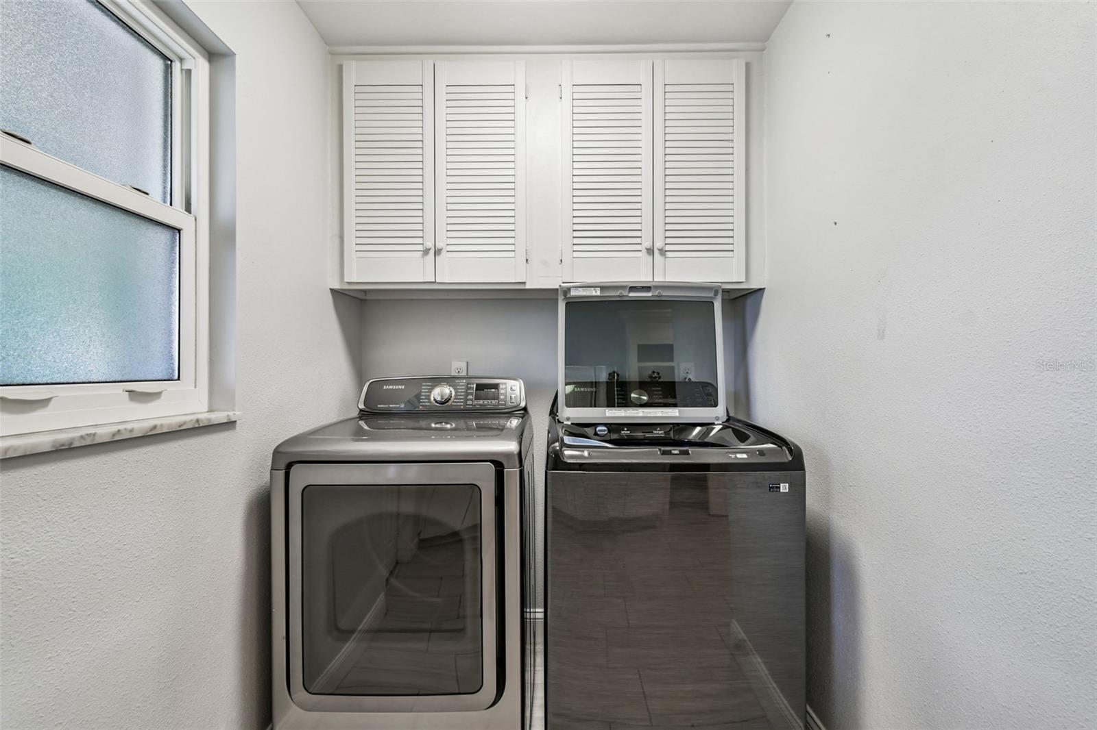 HOWARD ESTATES - Residential