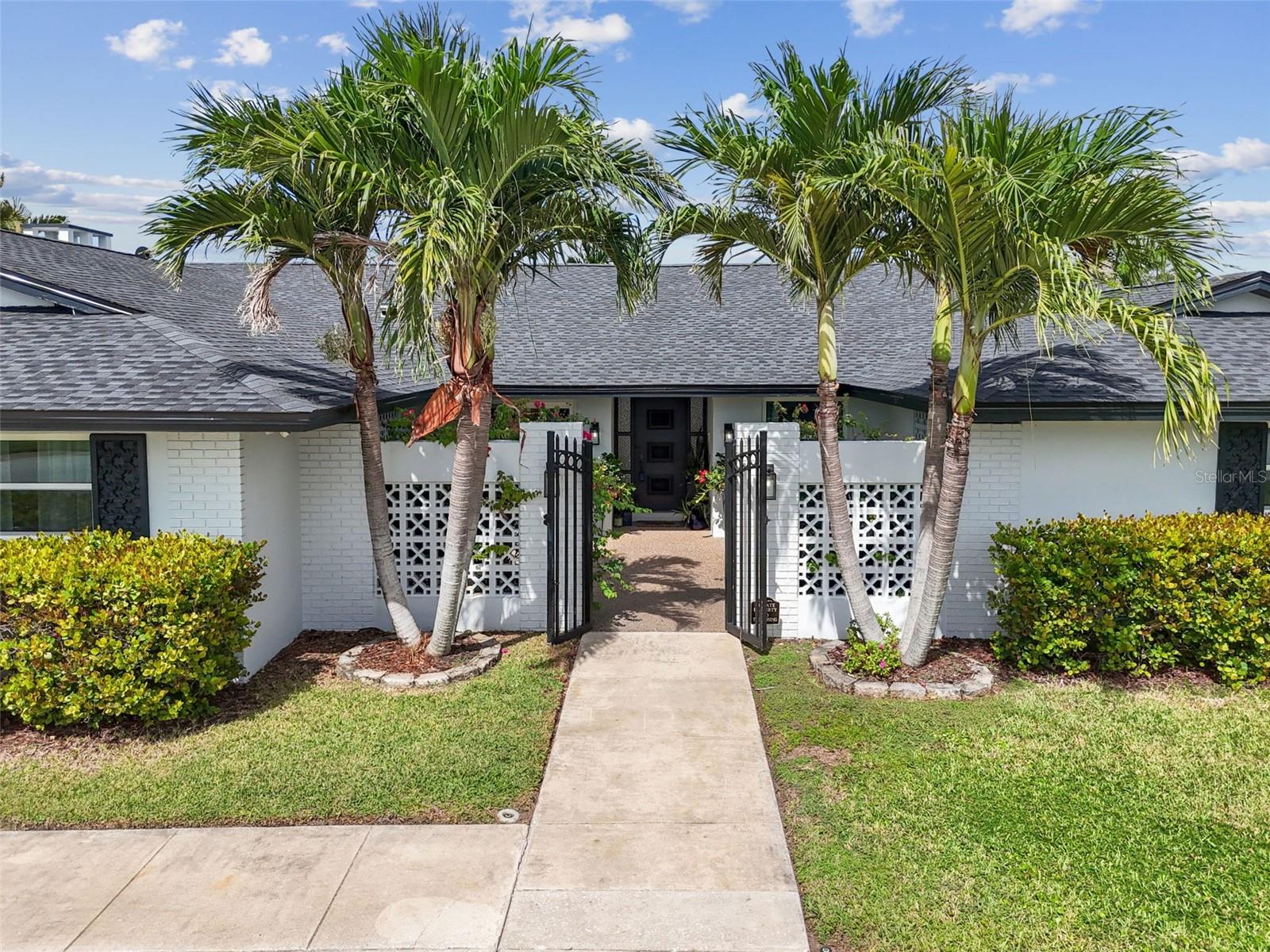 HOWARD ESTATES - Residential