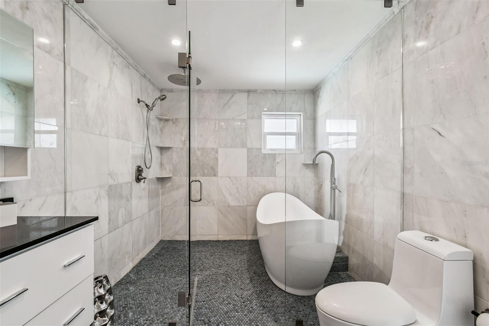 HOWARD ESTATES - Residential