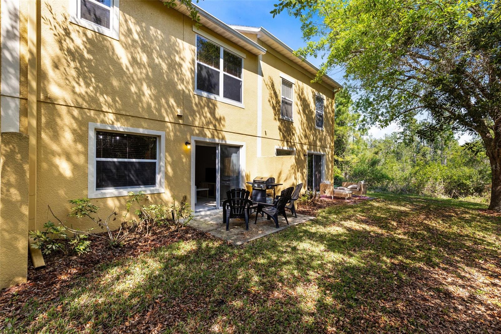 HAWTHORNE GLEN TWNHMS - Residential