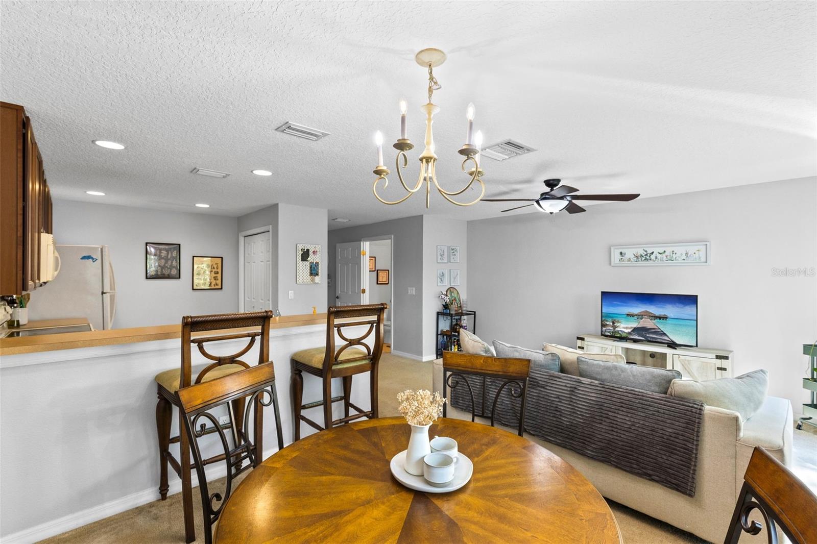 HAWTHORNE GLEN TWNHMS - Residential