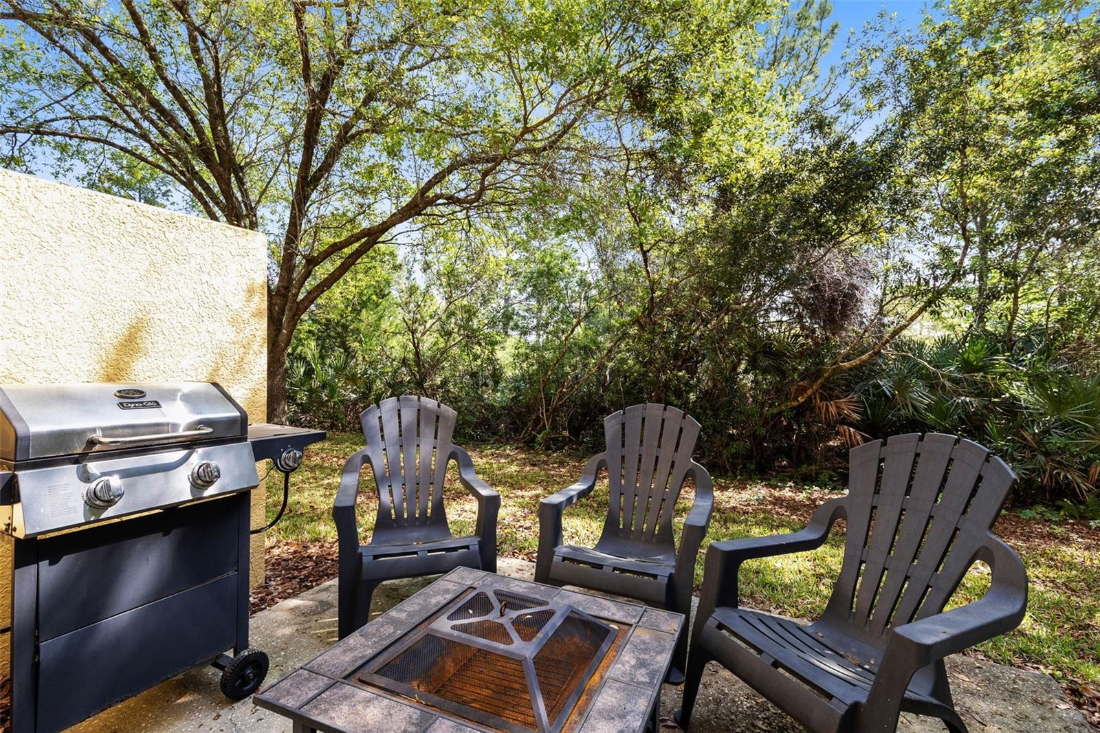 HAWTHORNE GLEN TWNHMS - Residential