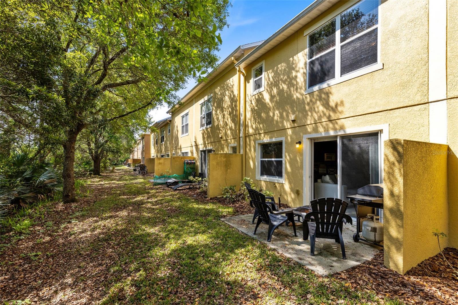 HAWTHORNE GLEN TWNHMS - Residential