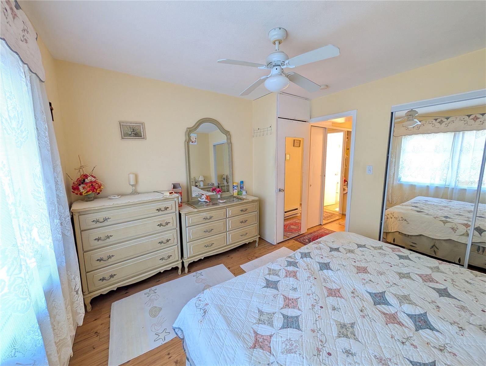 BAYSHORE GARDENS APTS 4 - Residential