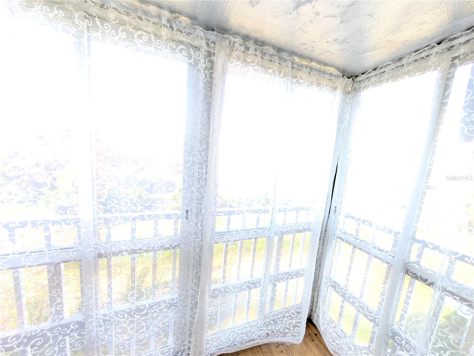 BAYSHORE GARDENS APTS 4 - Residential