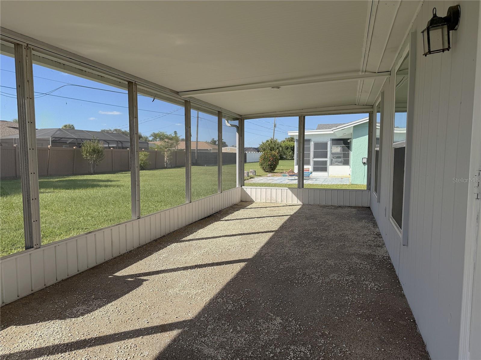 VENICE EAST 3RD ADD - Residential Lease