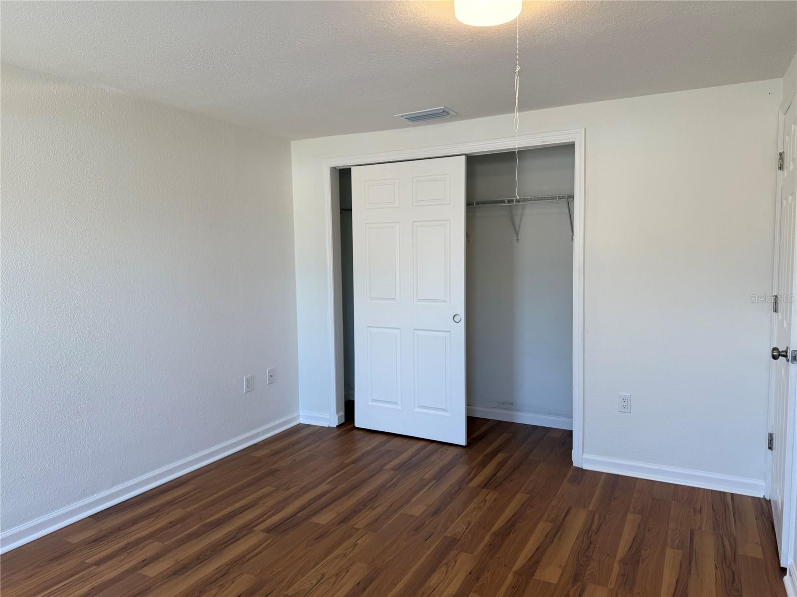 VENICE EAST 3RD ADD - Residential Lease