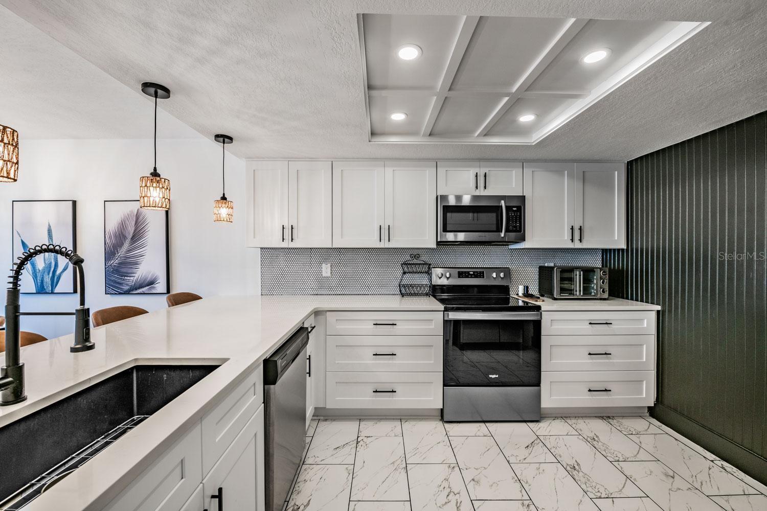 MACEDONIAN CONDO - Residential