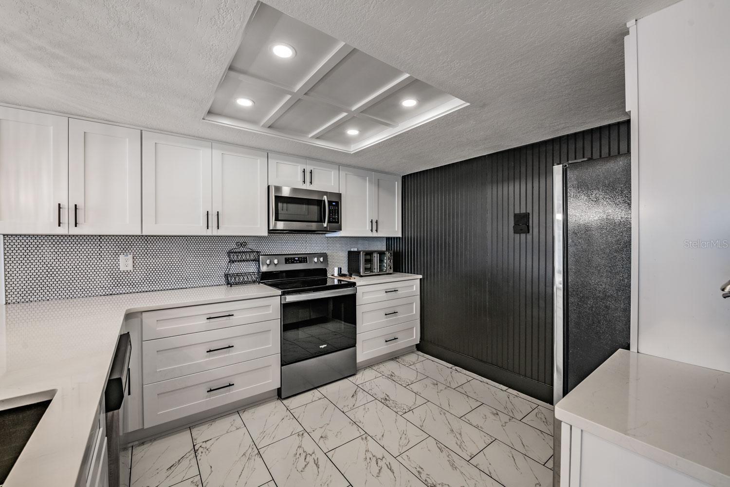 MACEDONIAN CONDO - Residential