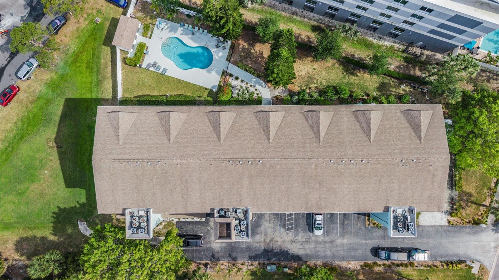 MACEDONIAN CONDO - Residential