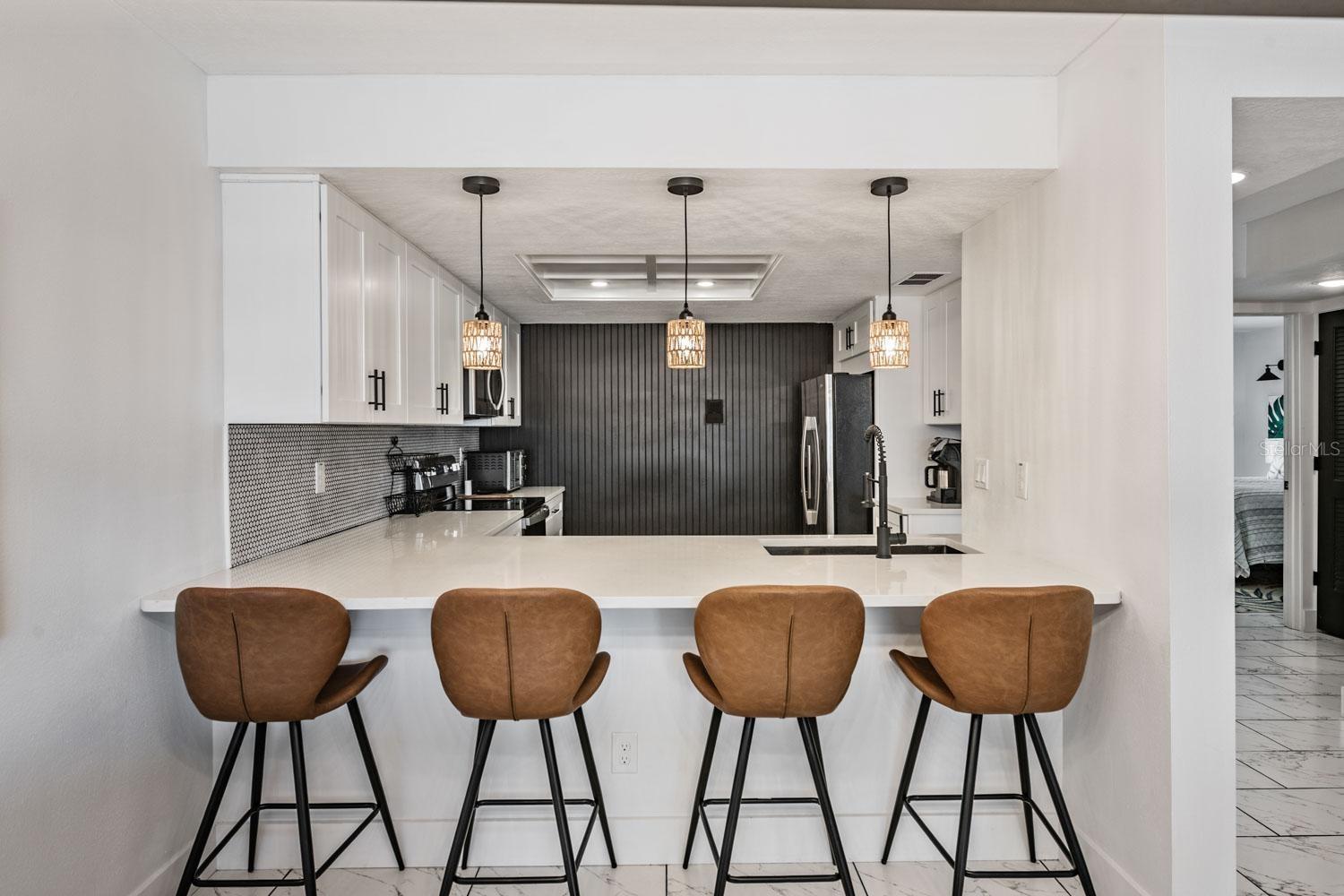 MACEDONIAN CONDO - Residential