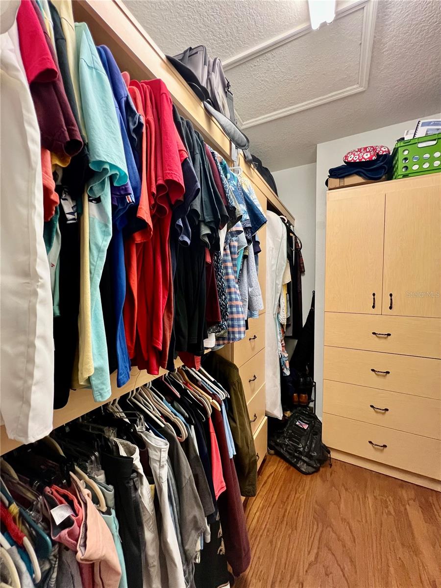 WHISPERING OAKS SECOND ADDITIO - Residential Lease