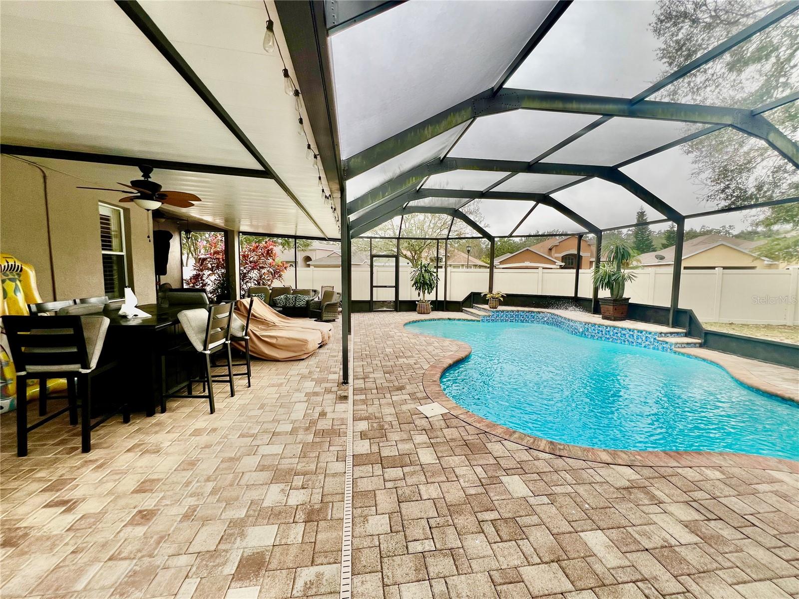 WHISPERING OAKS SECOND ADDITIO - Residential Lease