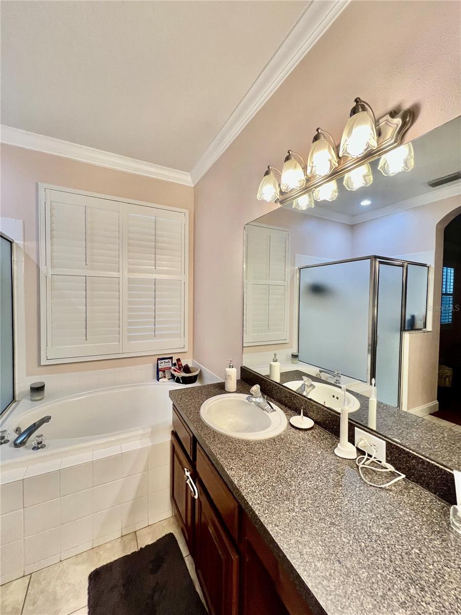 WHISPERING OAKS SECOND ADDITIO - Residential Lease