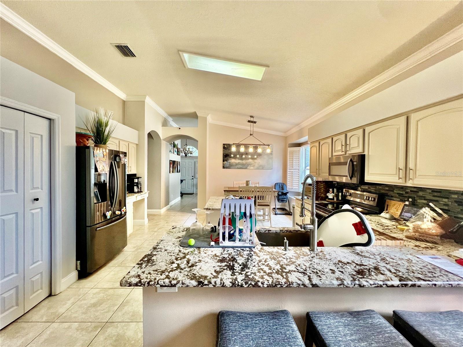 WHISPERING OAKS SECOND ADDITIO - Residential Lease