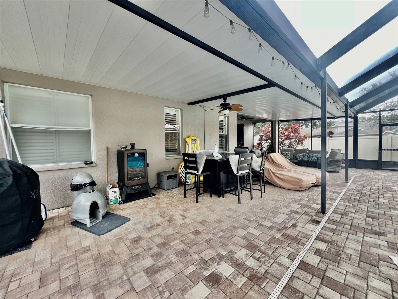 WHISPERING OAKS SECOND ADDITIO - Residential Lease