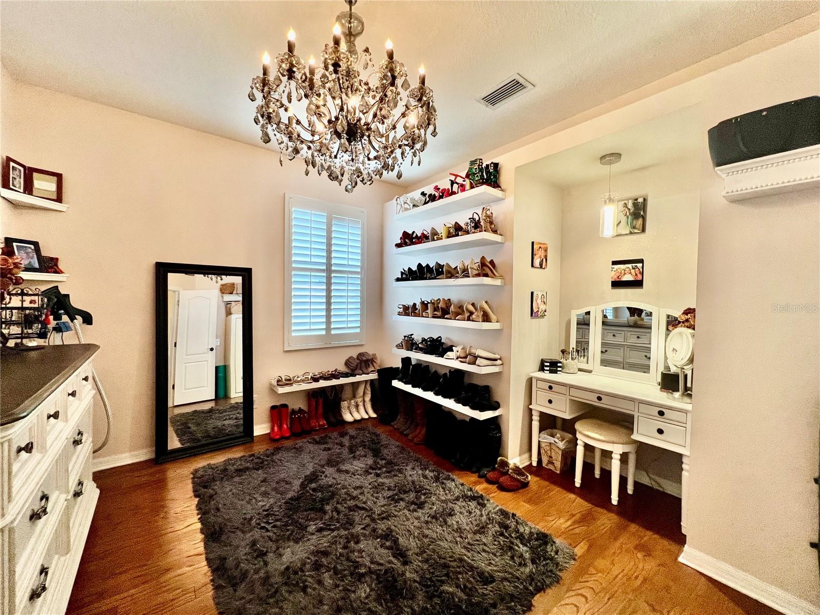 WHISPERING OAKS SECOND ADDITIO - Residential Lease