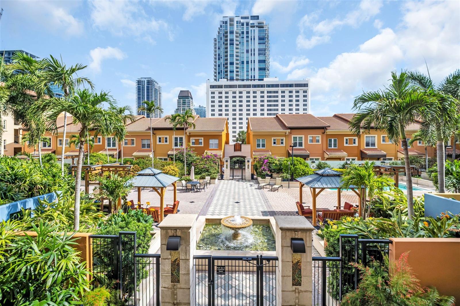 MADISON AT ST PETE II - Residential