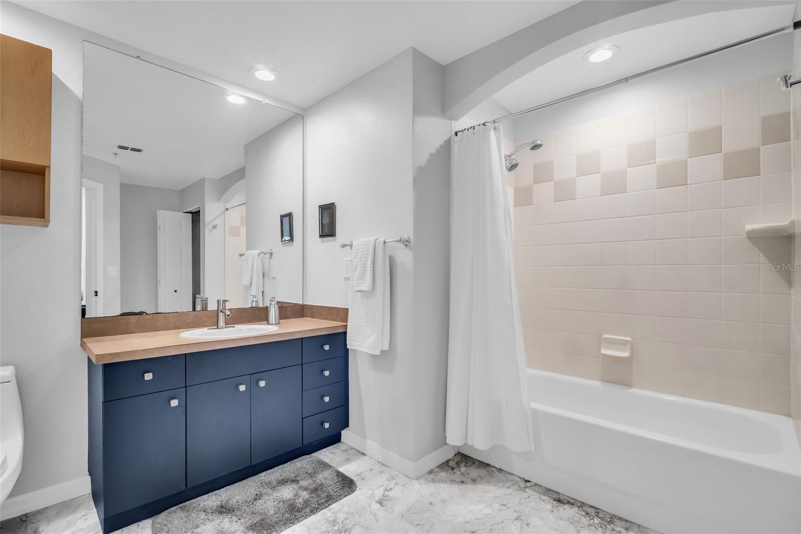 MADISON AT ST PETE II - Residential