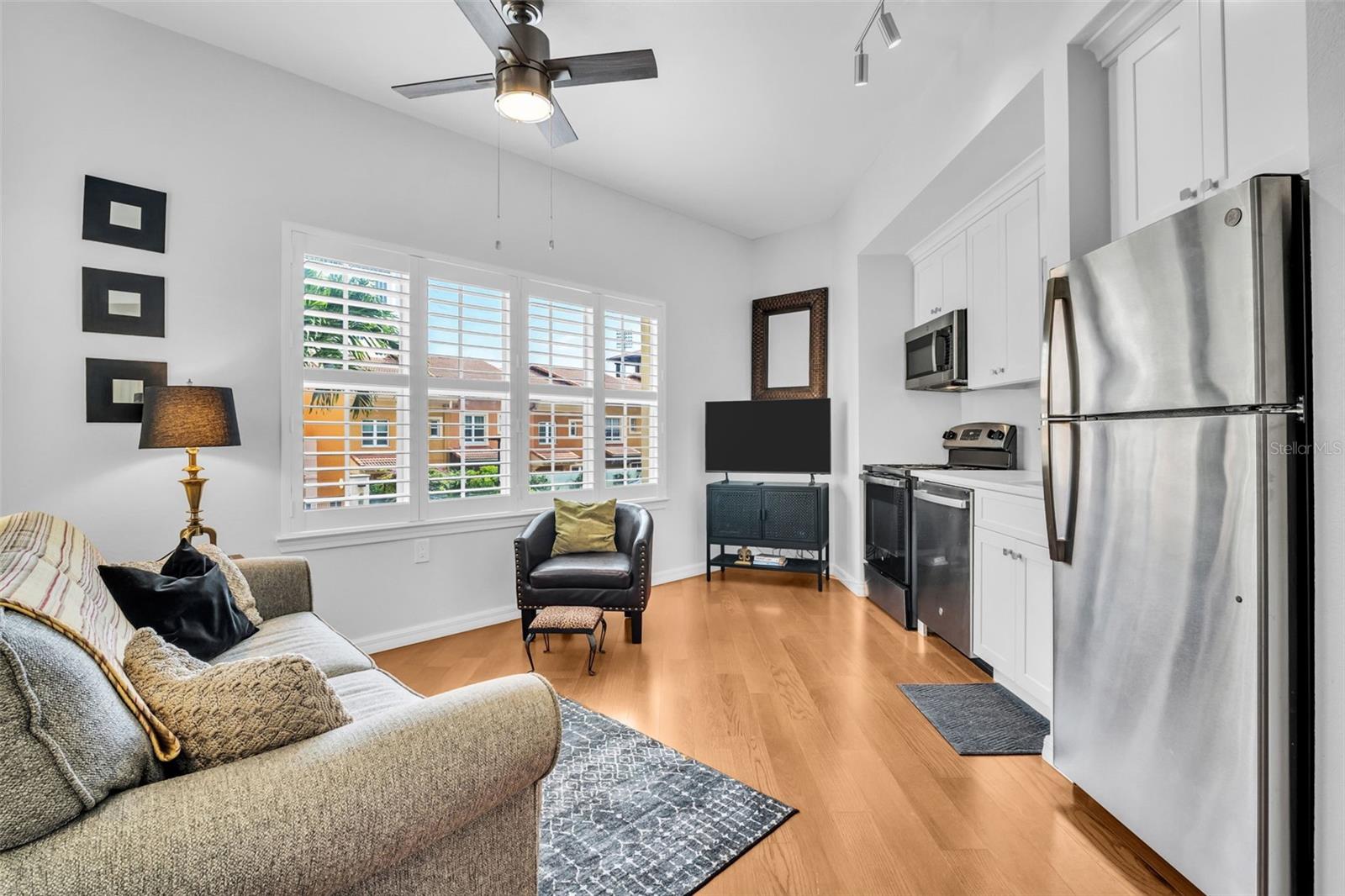 MADISON AT ST PETE II - Residential