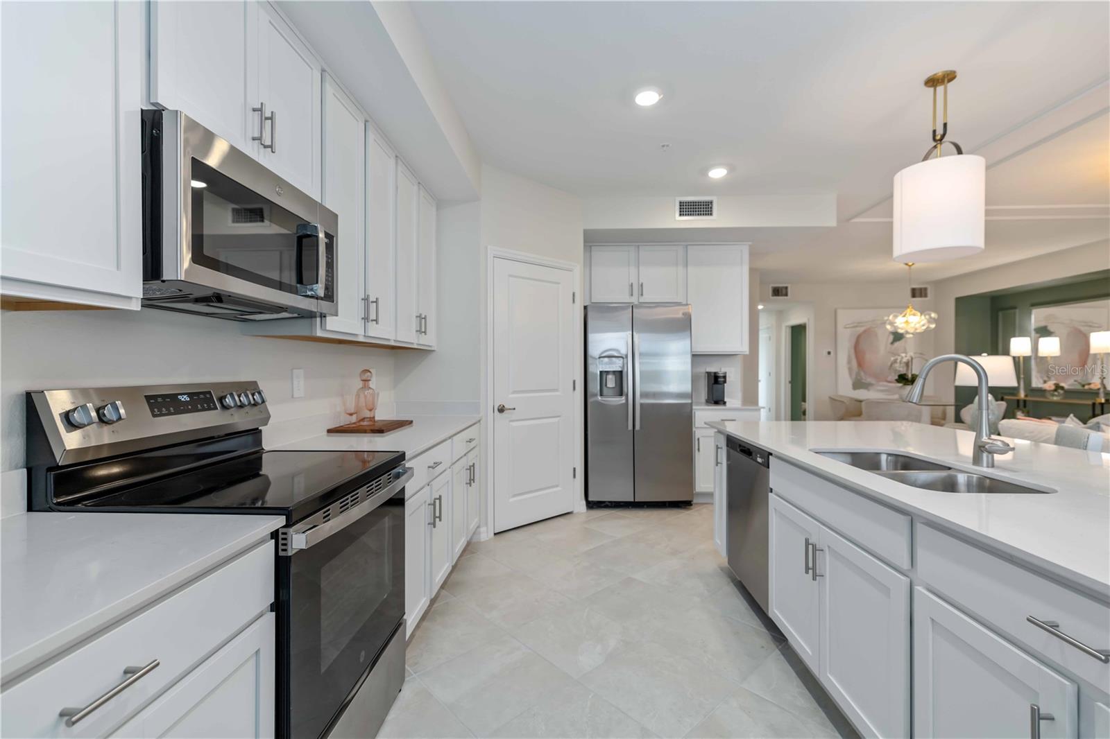 LEGENDS COVE - Residential