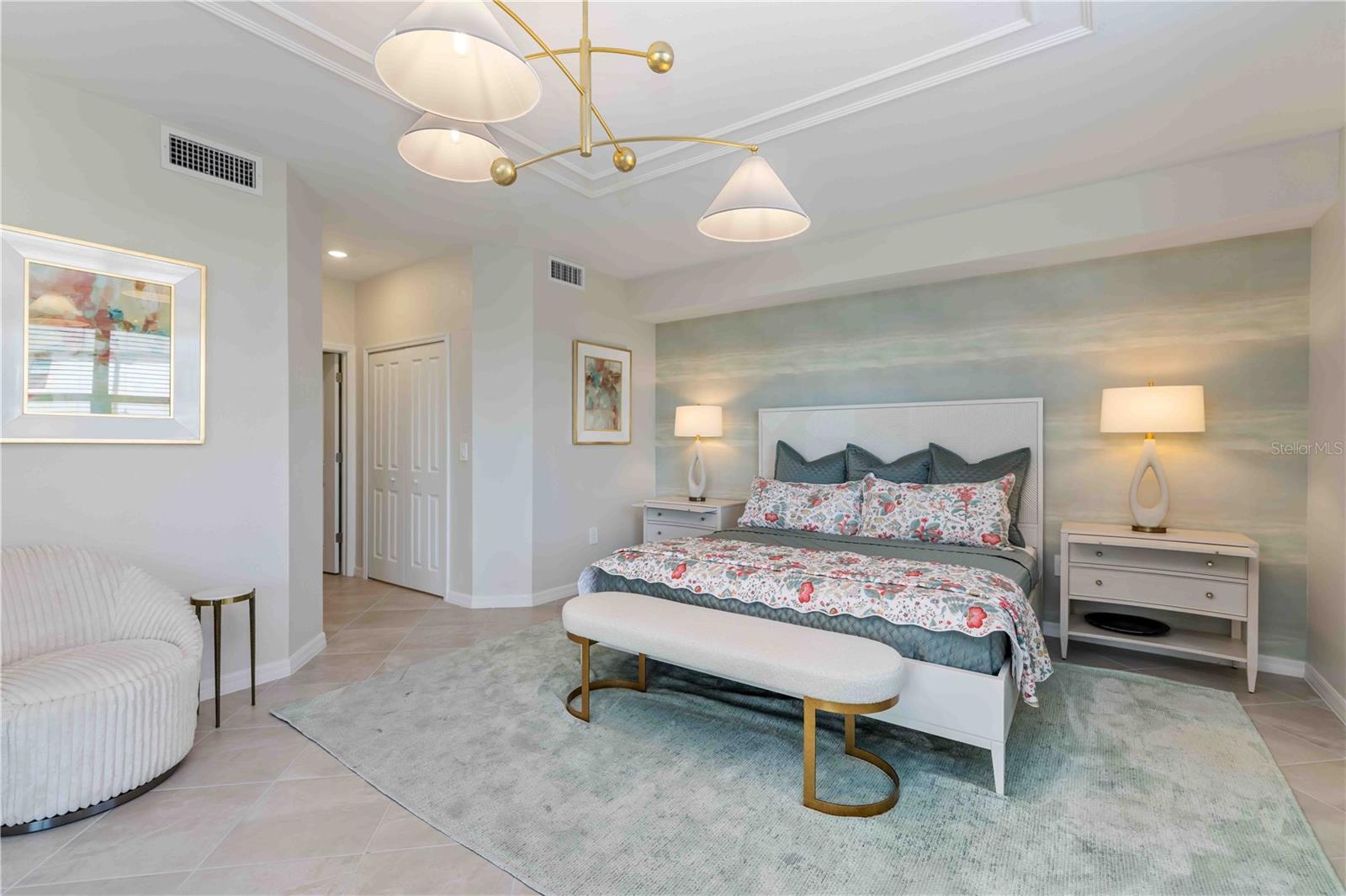 LEGENDS COVE - Residential