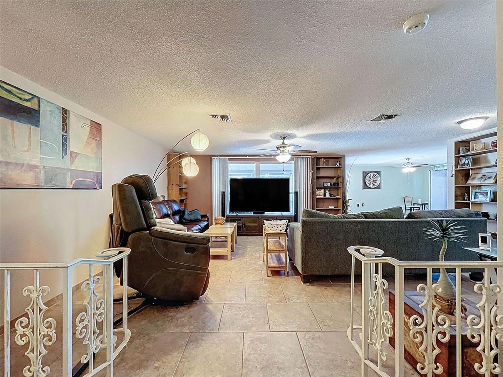 REGENCY PARK - Residential