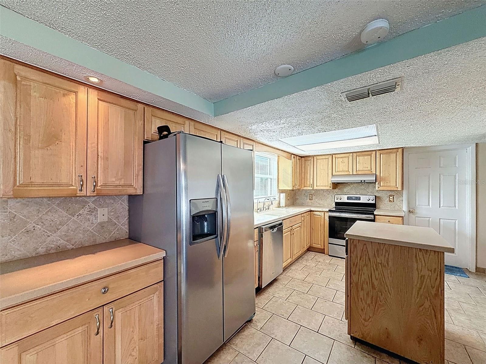 REGENCY PARK - Residential